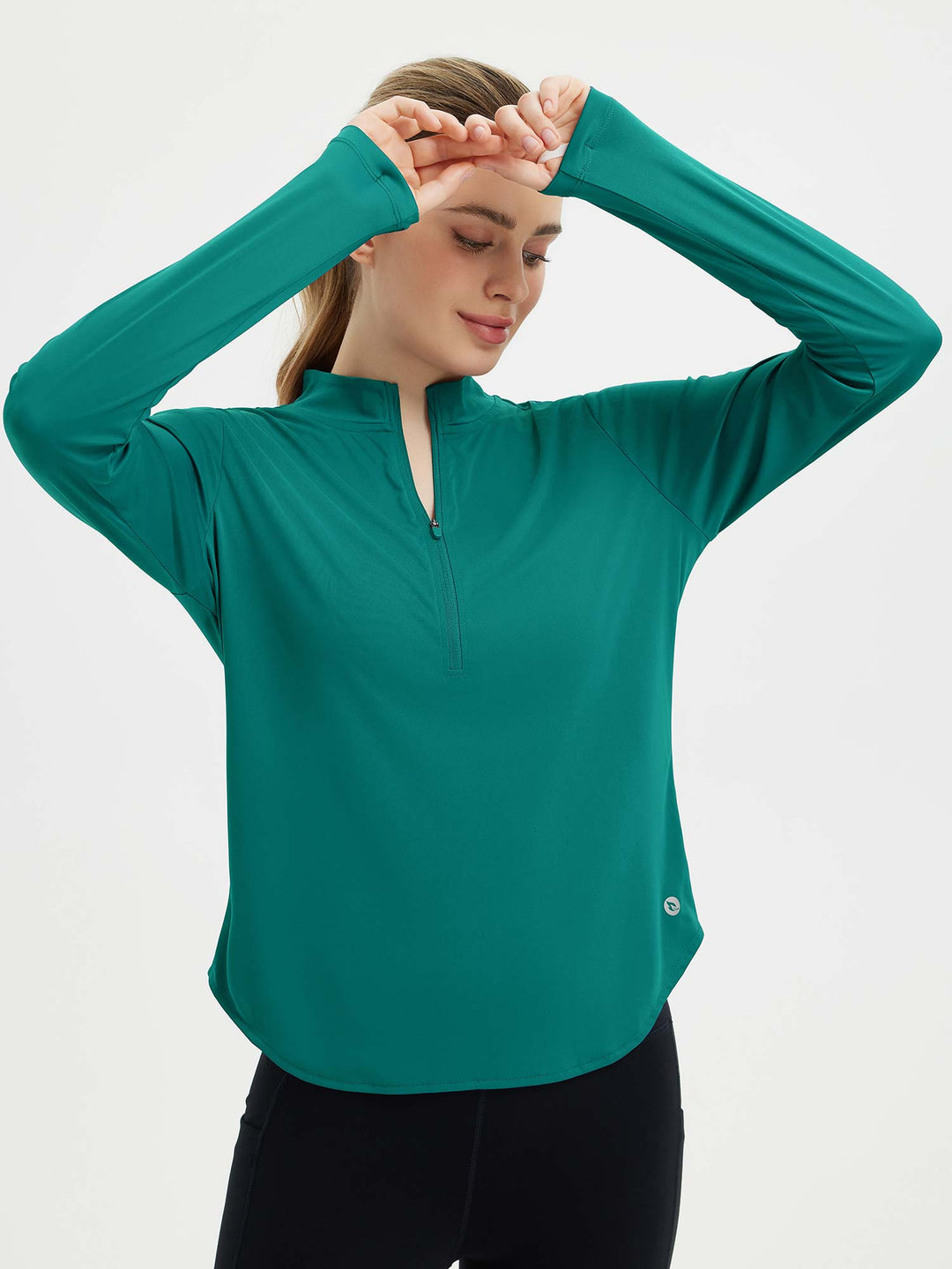 Maglia running donna confortevole, maniche lunghe, fori pollici, tessuto tecnico per alte prestazioni.
