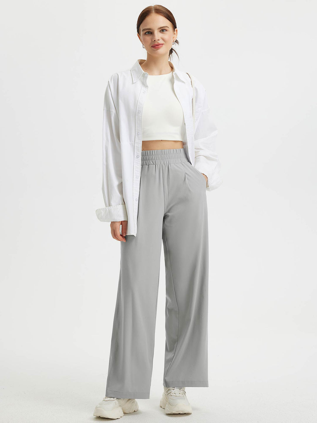 Pantaloni donna neri comodi, gamba larga, vita elastica e tasche. Un must-have per il guardaroba femminile.