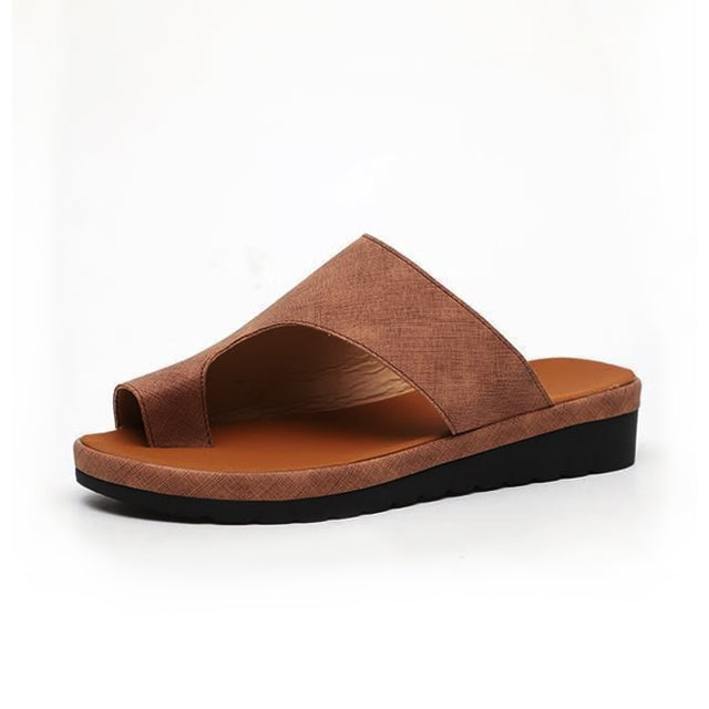 SandalFlex: sandali donna ortopedici per alluce valgo. Uniscono comfort, moda e benessere estivo.