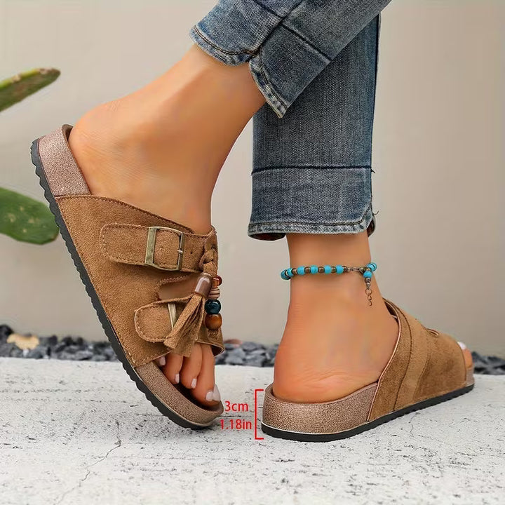 Sandali donna Rio Tassel versatili, in diverse colorazioni (marrone, nero, grigio) per ogni outfit.