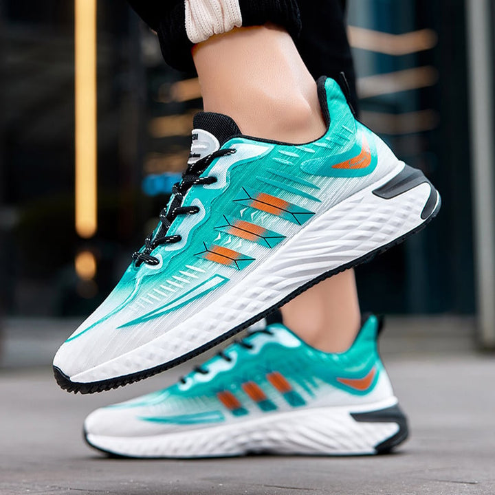 Scarpe sportive uomo azzurre con suola spessa per un comfort superiore. Perfette per lo stile casual e dinamico.