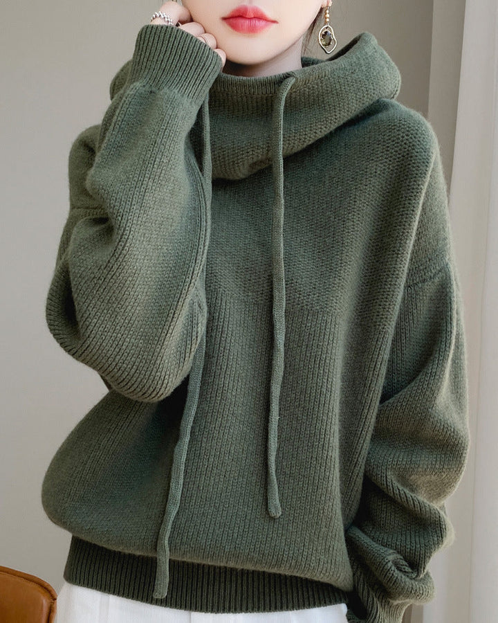 Maglione donna elegante con colletto Peter Pan e maniche lunghe. Abbigliamento versatile per autunno e inverno.