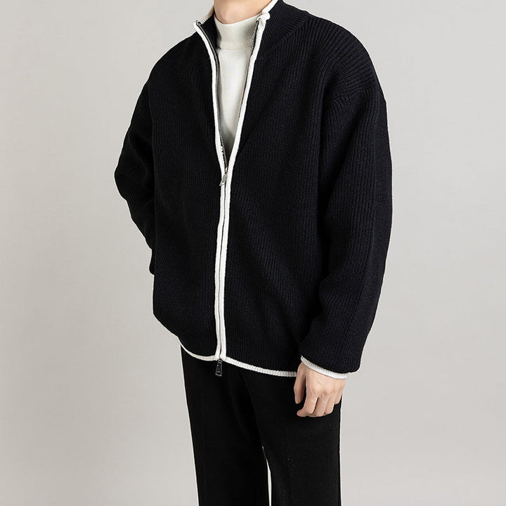 Cardigan uomo ampio, aperto, con maniche lunghe. Ideale per look casual elegante in primavera/autunno.