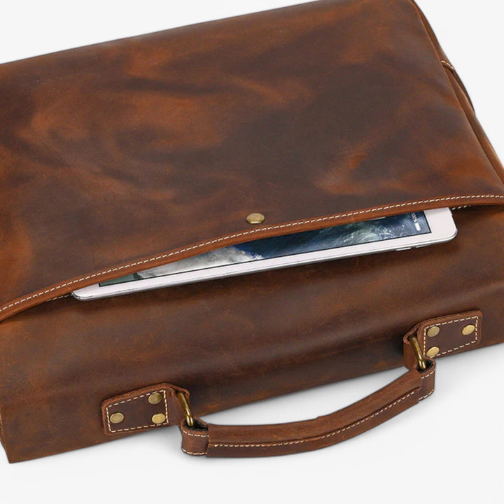 Borsa portadocumenti porta laptop da donna, colore marrone scuro, con tracolla removibile, ideale per ufficio.