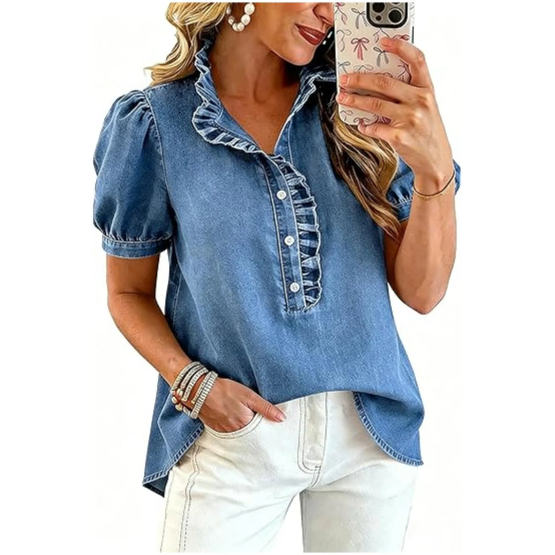 Abbigliamento donna: top elegante con maniche a sbuffo, volant e bottoni, per un look sofisticato.