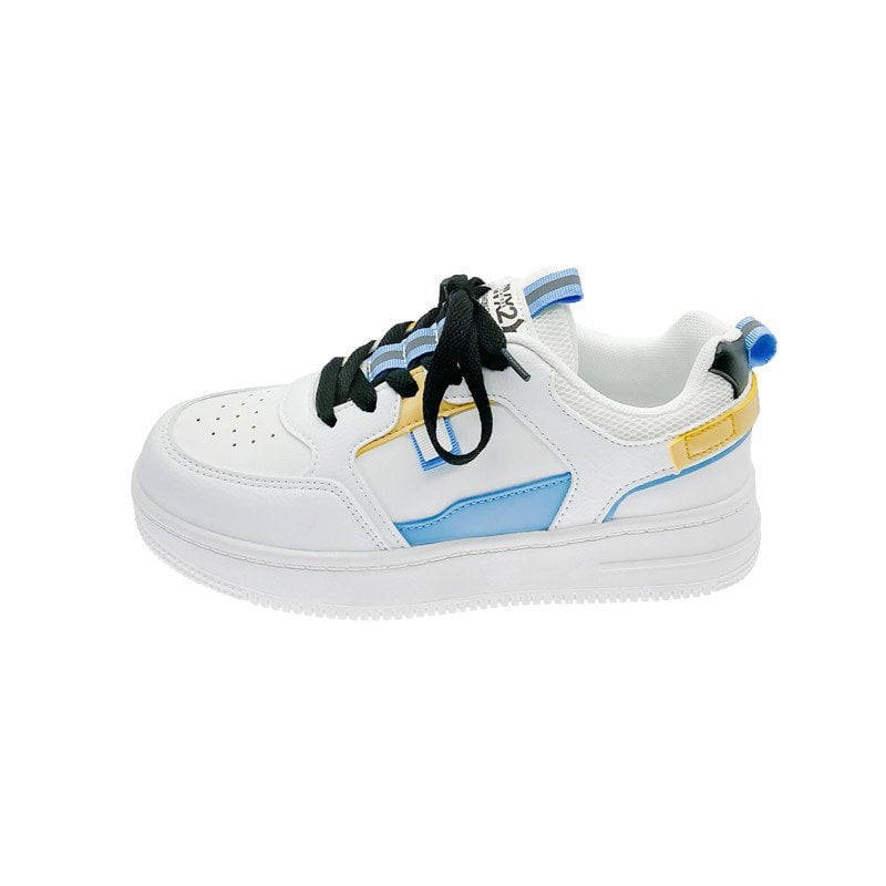 Sneakers donna bicolore moderne con suola spessa. Scarpe casual con lacci, perfette per lo stile urbano e il comfort estivo.