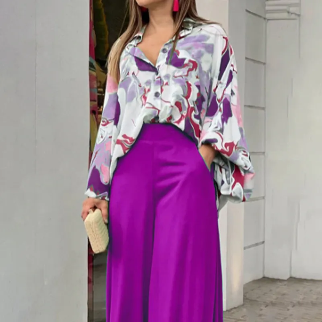 Completo donna moderno 2 pezzi primavera estate: camicia stampata e pantaloni larghi per un look chic comodo.
