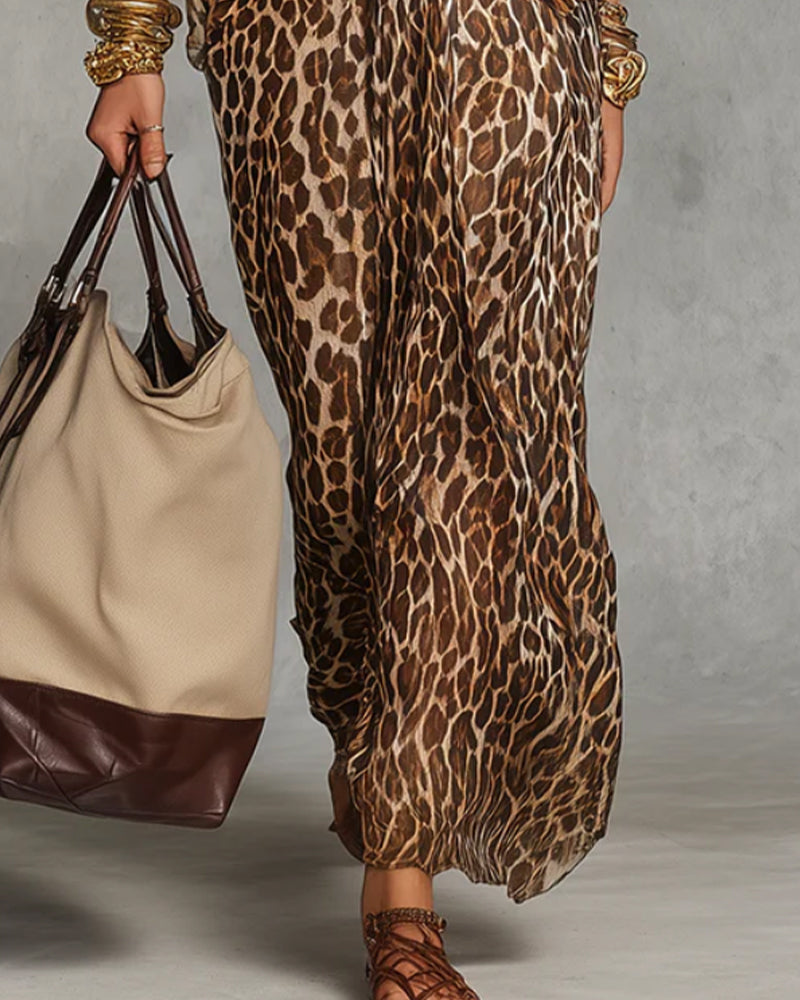Vestito maxi leopardato da donna con nodo frontale, scollo V e maniche ampie, perfetto per l'estate.