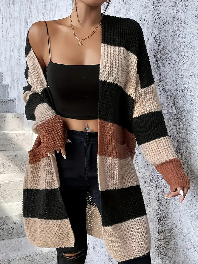 Cardigan donna casual a maniche lunghe, design a righe per un look comodo, versatile e alla moda.