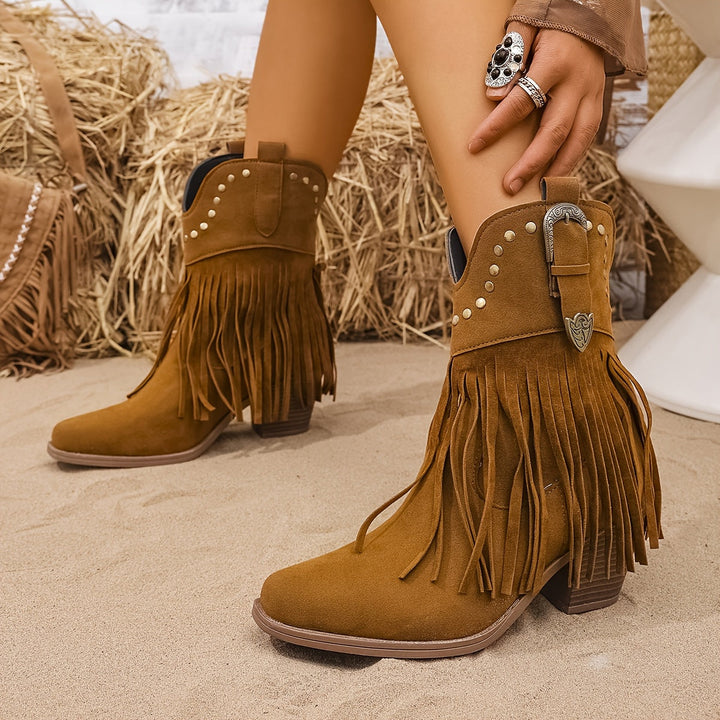 Stivali cowboy donna in materiale sintetico marrone chiaro. Con frange, borchie e tacco a blocco western.