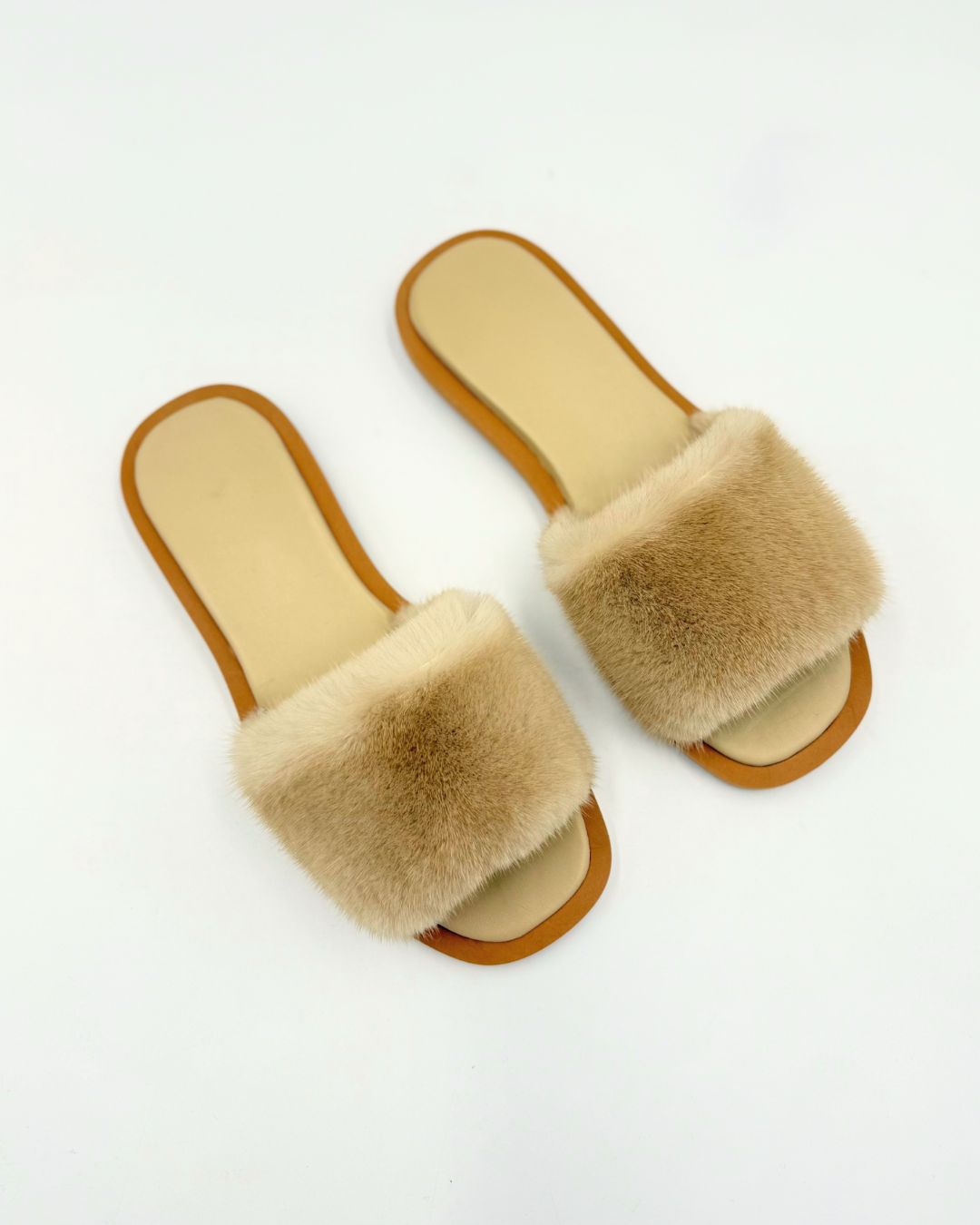 Pantofole estive sabbia donna con memory foam, massimizzano il comfort per i tuoi piedi. Perfette per l'estate.