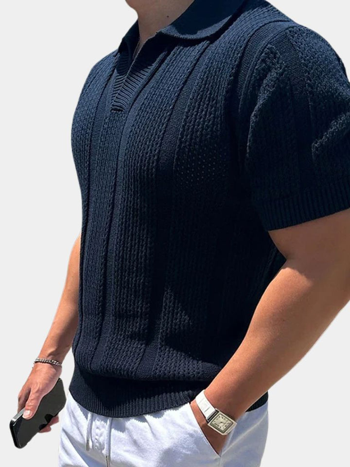 Polo da uomo avorio, maglia elegante manica corta, adatta a look casual e smart.