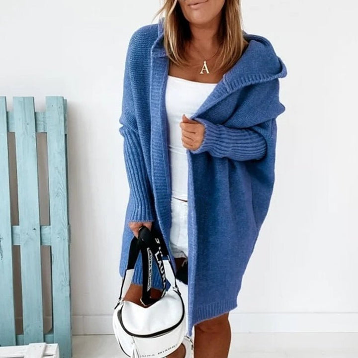 Cardigan donna versatile, con cappuccio e taglio lungo, per un abbigliamento confortevole e alla moda.