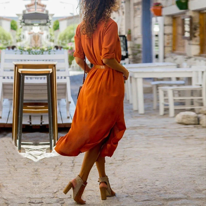 Vestito chemisier midi donna con cintura, design alla moda e spacchi laterali, versatile per ogni stagione.