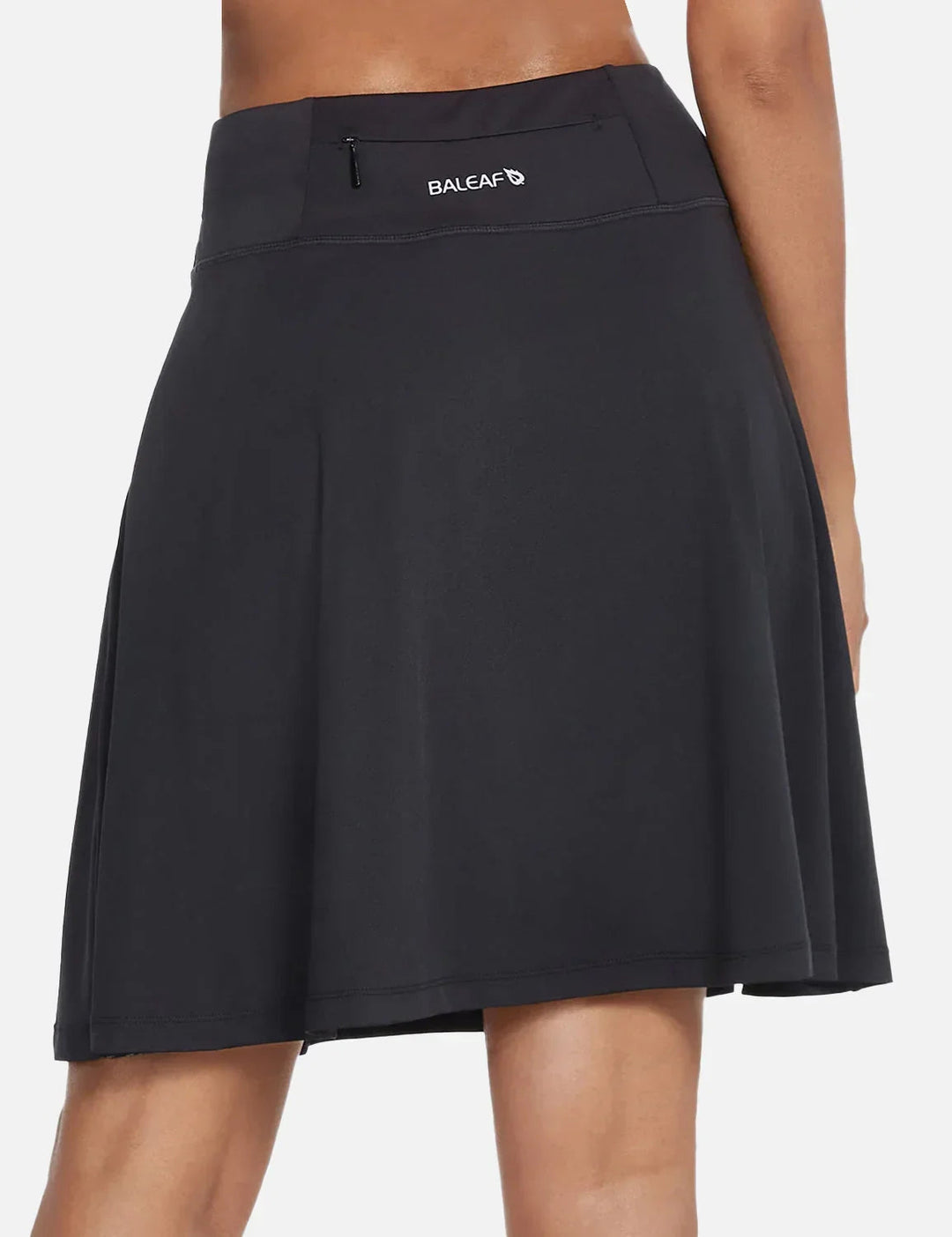 Gonna pantaloncino donna, vita alta, tasche e pieghe, protezione UPF50+ per attività estive.