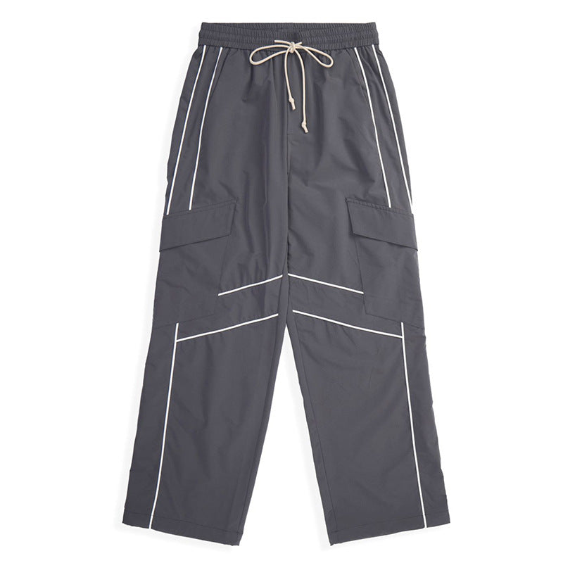 Pantaloni cargo uomo dritti e larghi, multi-tasche, per comfort e stile casual nel tempo libero.