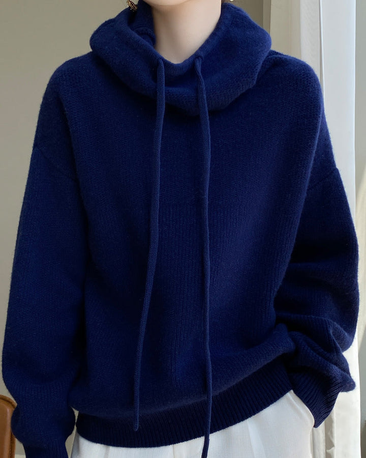 Pullover donna morbido, maniche lunghe, con adorabile colletto Peter Pan. Perfetto per un look casual-elegante.