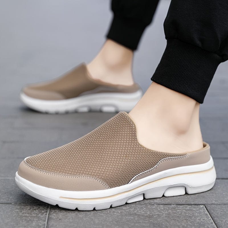Mocassini uomo eleganti neri slip-on, ideali per lavoro o tempo libero, un classico senza tempo.