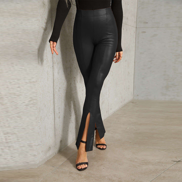 Pantaloni donna vita alta a zampa d'elefante con spacco. Modello elegante e moderno, perfetto per il tuo stile.