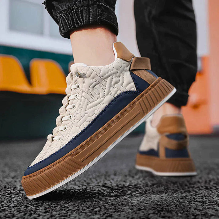 Fashion sneaker uomo casual, calzature comode per lo stile urbano. Ideali per la moda maschile quotidiana, eleganza e comfort.