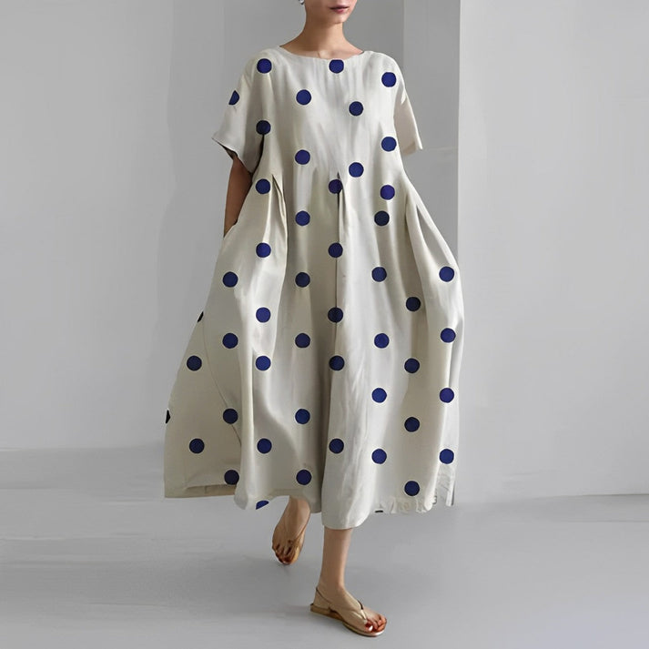 Vestito lungo estivo Zoe, con dettagli boho chic, perfetto come abito elegante per l'estate.