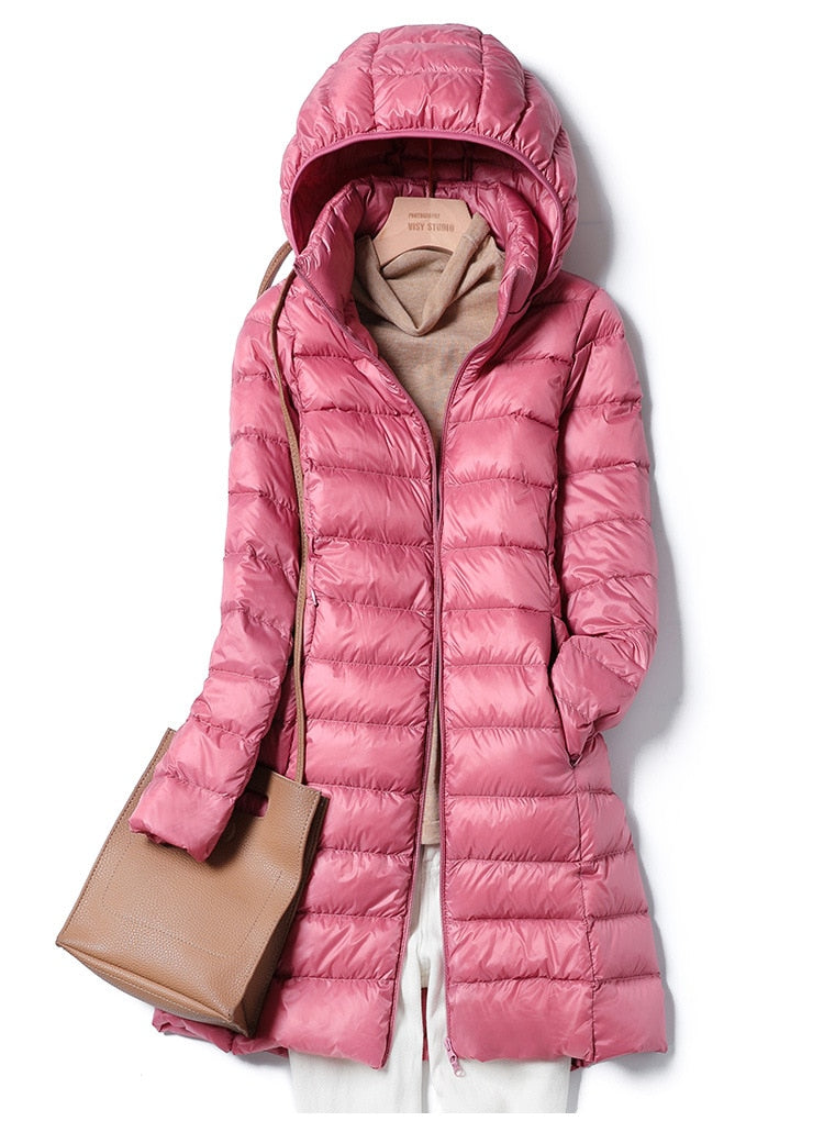 Giacca invernale da donna puffer impermeabile e termica, perfetta per freddo intenso e avventura.
