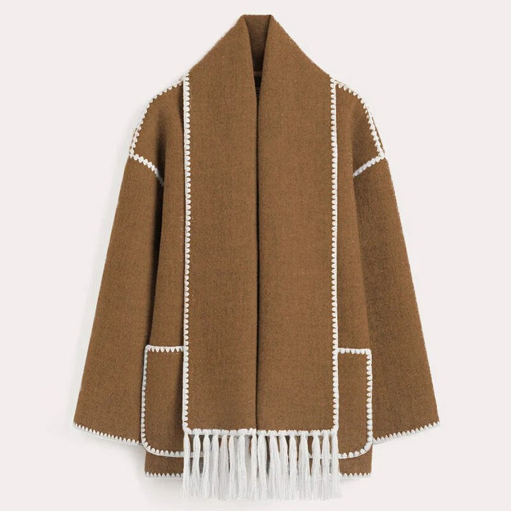 Giacca invernale donna, capospalla elegante con collo a scialle. Stile classico per moda autunno/inverno.