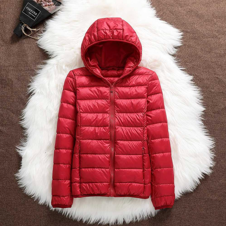 Nuova collezione: giacca invernale donna impermeabile e leggera. Stile casual moderno per comfort e moda donna.