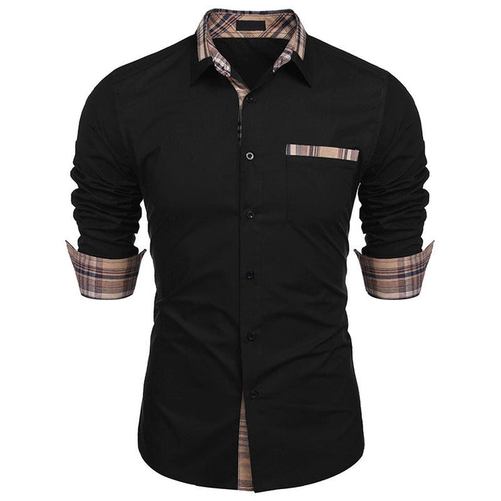 Camicia uomo slim fit a quadri, vista posteriore. Linea aderente ed elegante, moda primavera autunno.