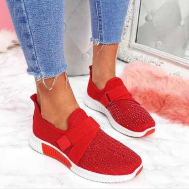 Sneakers donna moda, comode e basse. Perfette per primavera/estate, design slip-on senza lacci e punta tonda casual.