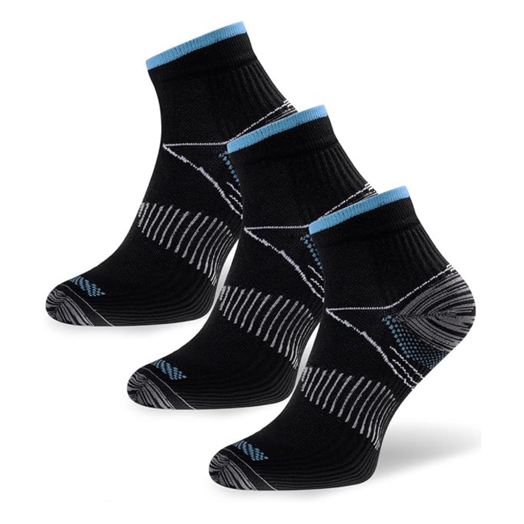 Calze a compressione per viaggi da donna, offrono comfort e supporto circolatorio per gambe leggere e piedi meno stanchi.