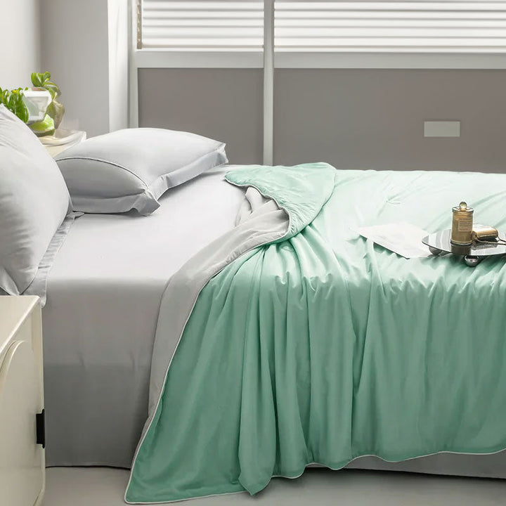 Elegante coperta rinfrescante per la casa, traspirante e leggera per comfort estivo e relax notturno.