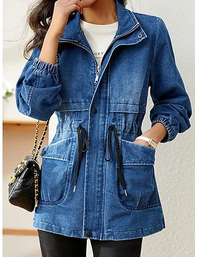 Giacca donna in denim leggera e versatile, perfetta per look casual ed eleganti di primavera/autunno.