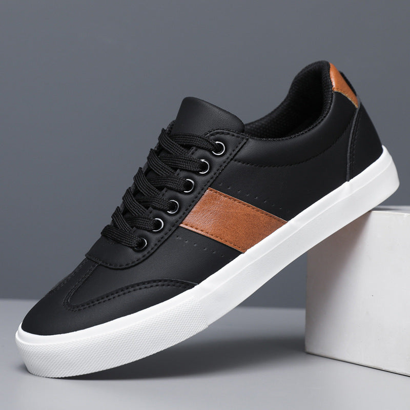 Scarpe basse uomo comode con design color block alla moda, perfette per un look casual e moderno.