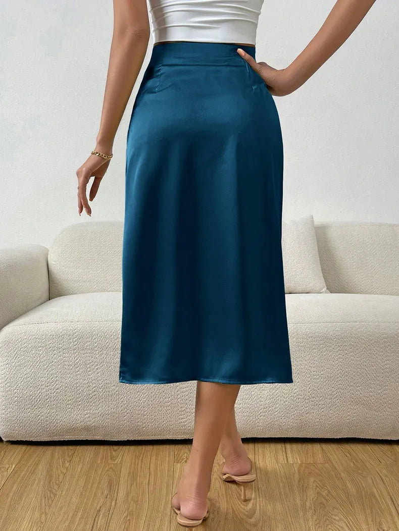 Gonna estiva donna A-line con pieghe sottili e spacco discreto.