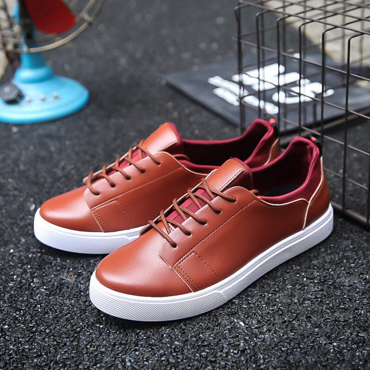 Eleganti sneakers uomo nere con lacci, calzature traspiranti per moda uomo e comfort quotidiano.