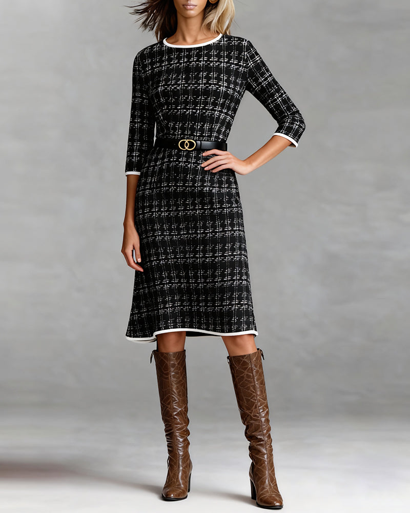 Abito donna nero midi a linea A con maniche 3/4 e girocollo. Vestito autunnale elegante lunghezza ginocchio per stile.