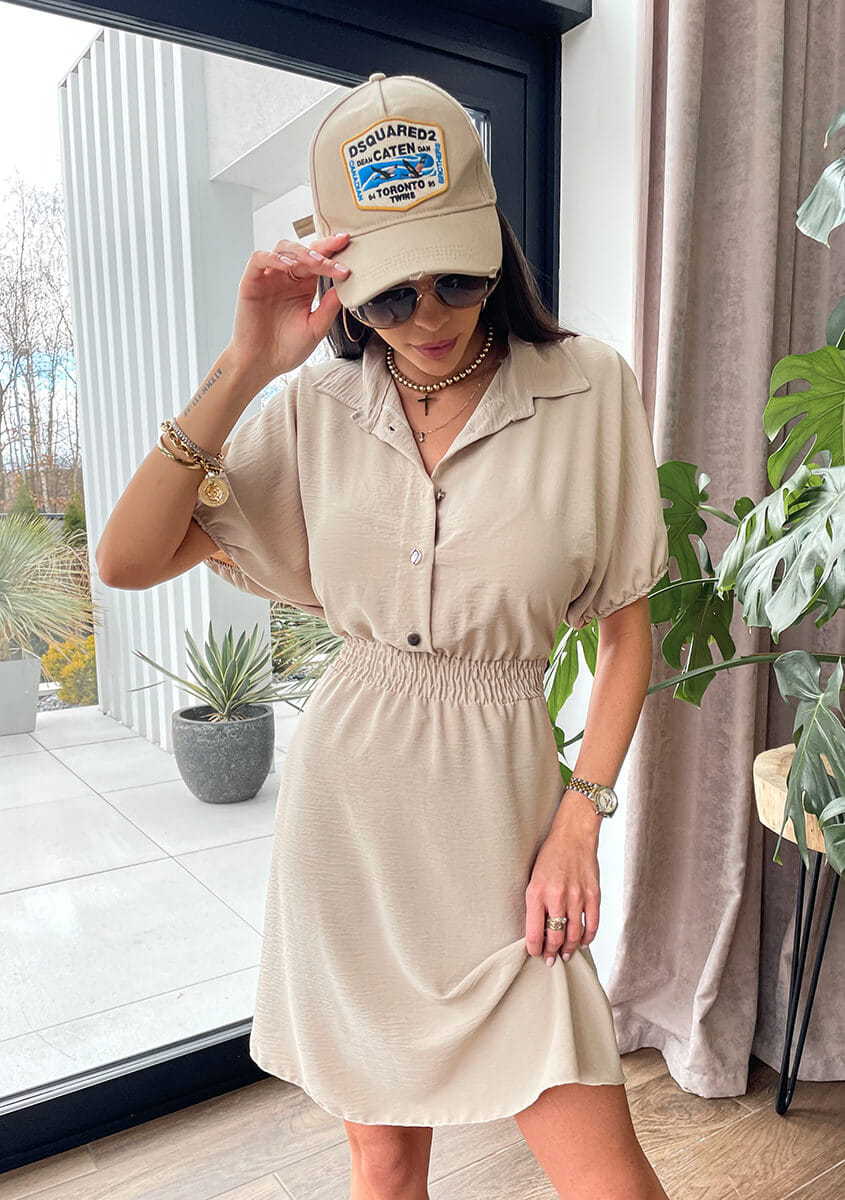 Abito donna moda femminile ideale per ufficio, casual chic o eventi da giorno, con colletto e vita definita.