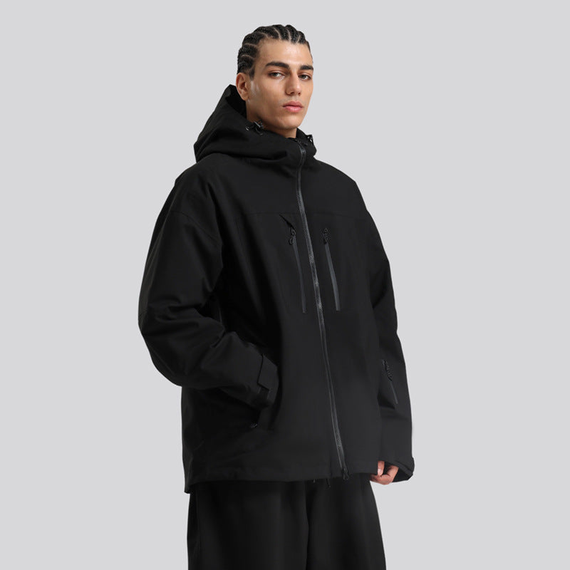 Giacca sci uomo con cappuccio, impermeabile e traspirante. Essenziale per gli sport invernali outdoor.