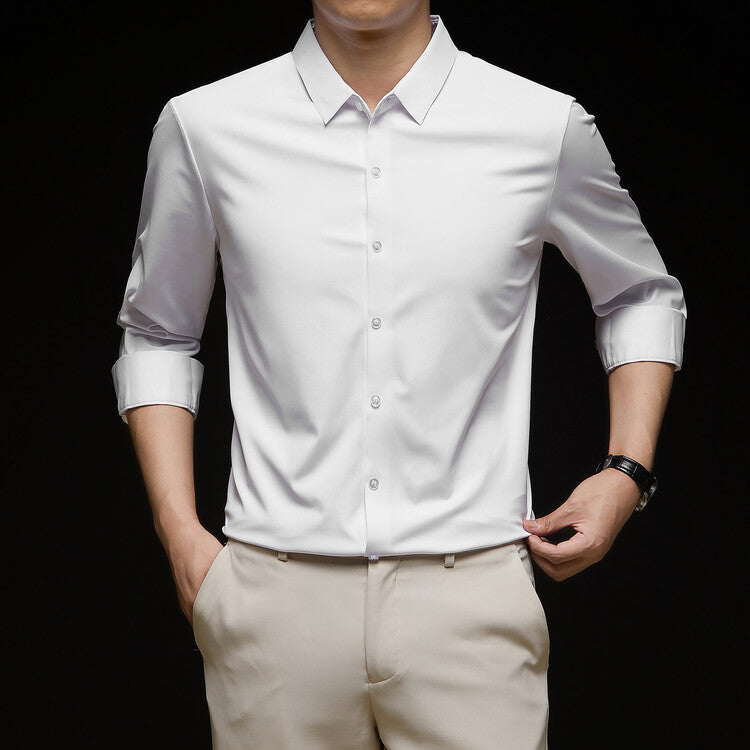 Comfort e stile: camicia uomo a maniche lunghe slim fit, versatile per ogni occasione autunnale.