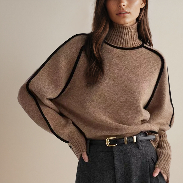 Maglione donna a collo alto slim fit con righe. Perfetto per moda casual, abbigliamento invernale elegante e comfort.