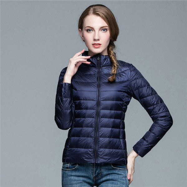 Piumino donna impermeabile e antivento, un must-have per le giornate primaverili.