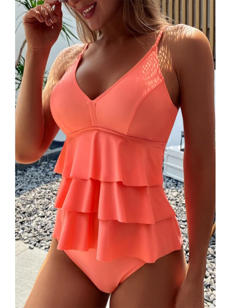 Costume da bagno tankini donna con volant, scollo a V, perfetto per la moda mare estiva casual.