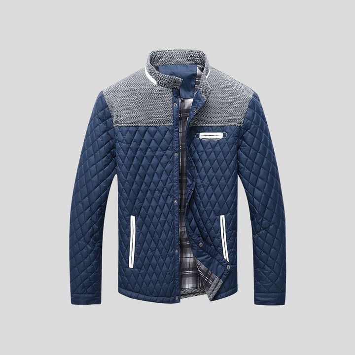 Giacca invernale da uomo color block, stile casual con collo alto. Offre comfort e calore per abbigliamento maschile.