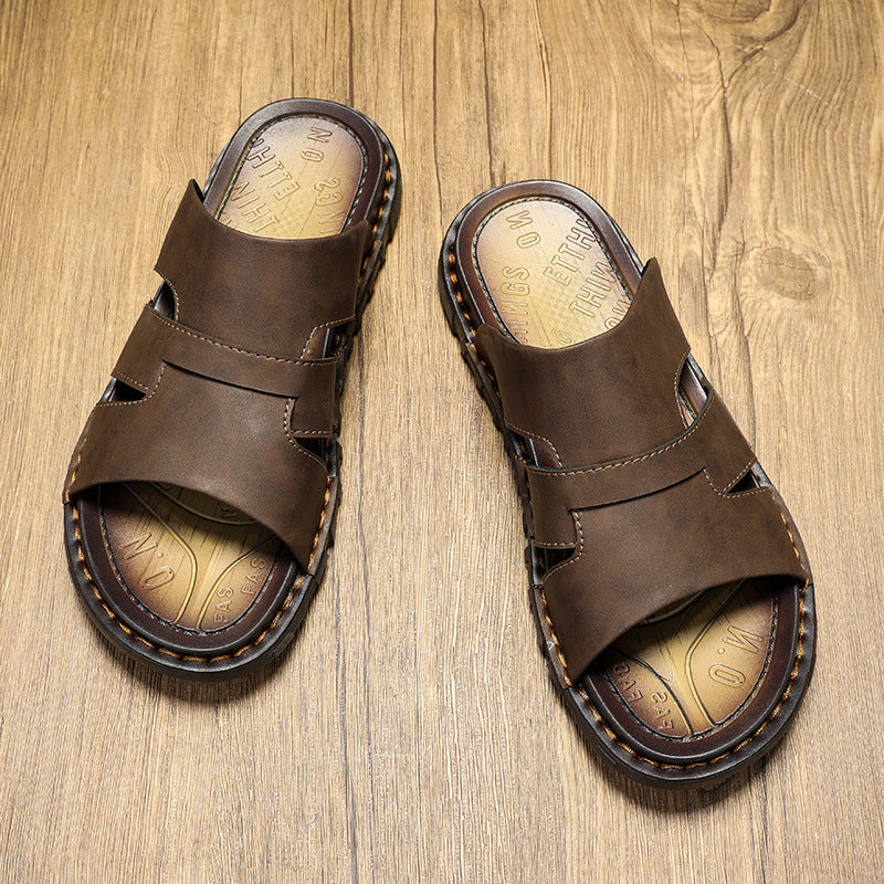 Pantofole uomo ultra comode con suola morbida, design slip-on per un comfort elevato. Ideali per misure grandi.