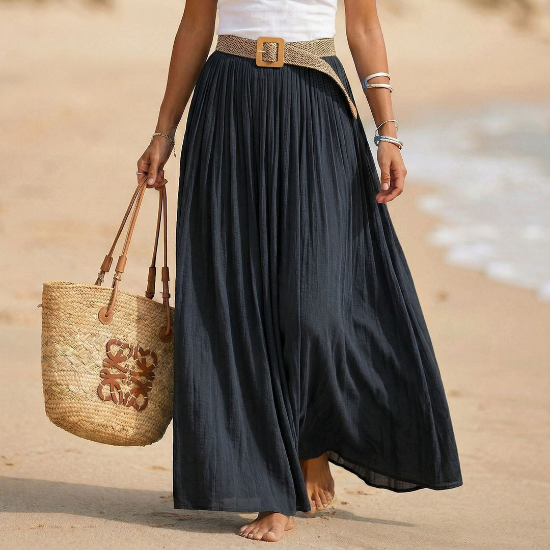 Moda estiva: abito maxi donna svasato con vita morbida. Look elegante e confortevole.