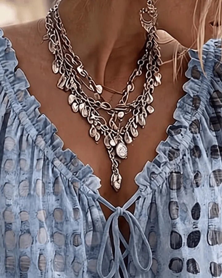Blusa estiva donna boho chic a pois, con scollo V, laccio e maniche 3/4, ideale per le giornate calde.