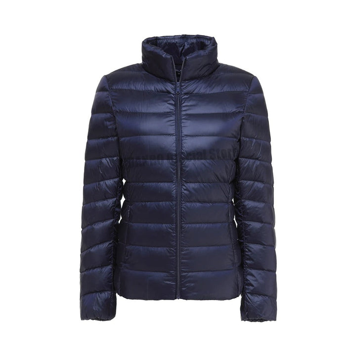 Giacca invernale trapuntata ultraleggera da donna, versatile per un look casual o elegante.