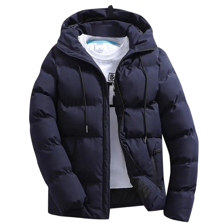 Giacca piumino uomo trapuntata invernale con cappuccio. Calda, antivento, perfetta per l'abbigliamento casual.