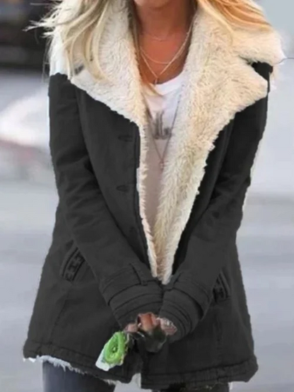 Giacca invernale donna antivento, calda e confortevole, disponibile anche per taglie forti. Ideale per il freddo.